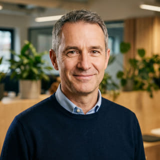 Foto del profilo di James Mitchell, presentato come Amministratore Delegato di CardinQuota